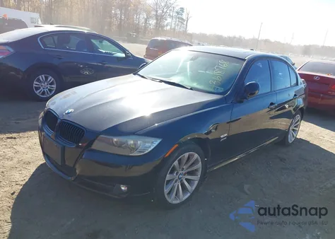 2011 BMW 328I xDrive z USA, uszkodzony, nr VIN WBAPK5C50BA654553